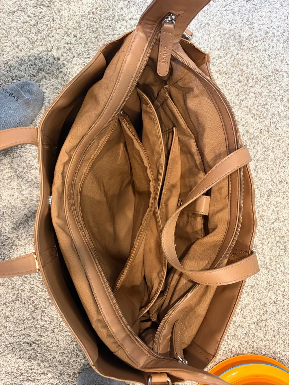 Haven 16” Laptop Tote Bag